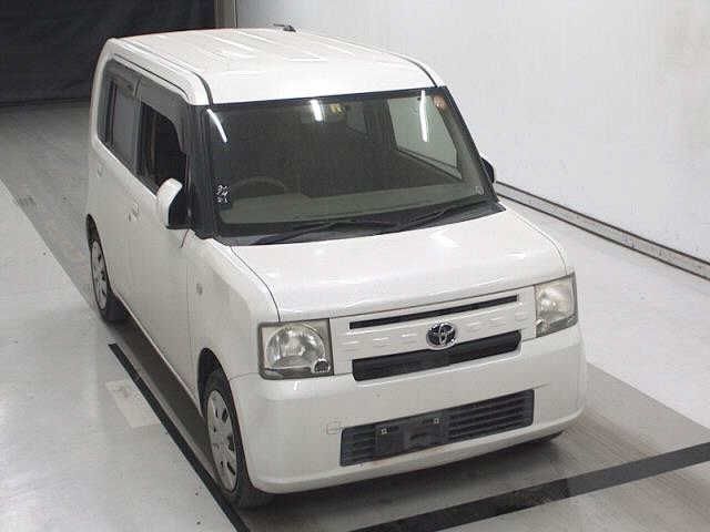 5137 TOYOTA PIXIS SPACE L575A 2014 г. (JU Chiba)